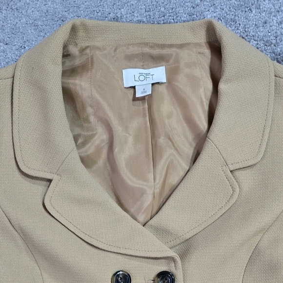 LOFT Camel Tan Cropped Double Breasted Blazer Academia Preppy Neutral - Picture 4 of 10